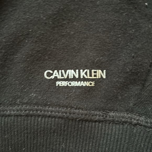 Calvin Klein performance crop crewneck - Picture 2 of 3